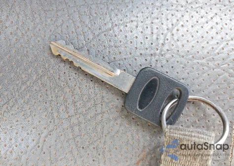 2006 Ford E-250 Commercial/Recreational z USA, uszkodzony, nr VIN 1FTNE24L16DA08438